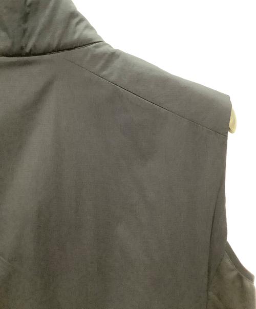 ARC'TERYX（アークテリクス）ARC'TERYX (アークテリクス) ATOM LT VEST ブラック サイズ:Mの古着・服飾アイテム