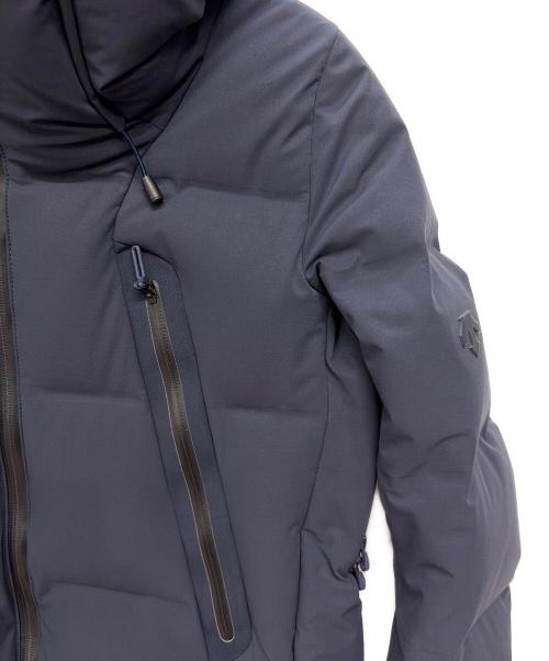 DESCENTE ALLTERRAIN（デザイント オルテライン）Descente ALLTERRAIN (デザイント オルテライン) ダウンジャケット ネイビー サイズ:Mの古着・服飾アイテム