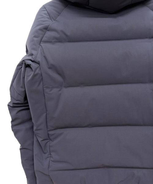 DESCENTE ALLTERRAIN（デザイント オルテライン）Descente ALLTERRAIN (デザイント オルテライン) ダウンジャケット ネイビー サイズ:Mの古着・服飾アイテム