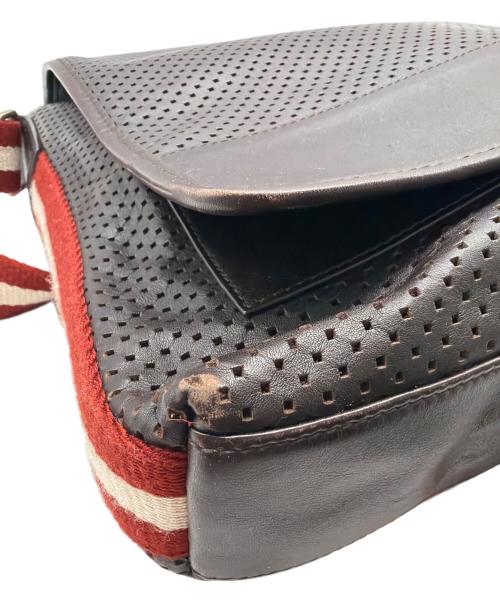 BALLY（バリー）BALLY (バリー) パンチングレザーショルダーバッグ ブラウンの古着・服飾アイテム