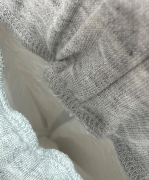 YACA（ヤーカ）YACA (ヤーカ) High waist slit flare pants/ハイウエストスリットフレアパンツ グレー サイズ:F 未使用品の古着・服飾アイテム