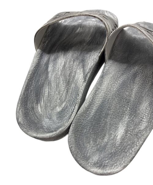MM6 Maison Margiela（エムエムシックスメゾンマルジェラ）MM6 Maison Margiela (エムエムシックスメゾンマルジェラ) シャワーサンダル グレー サイズ:36の古着・服飾アイテム