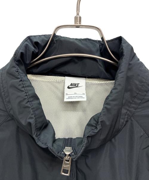 NIKE（ナイキ）NIKE (ナイキ) SWOOSH WOVEN JACKET ブラック×ホワイト サイズ:XLの古着・服飾アイテム