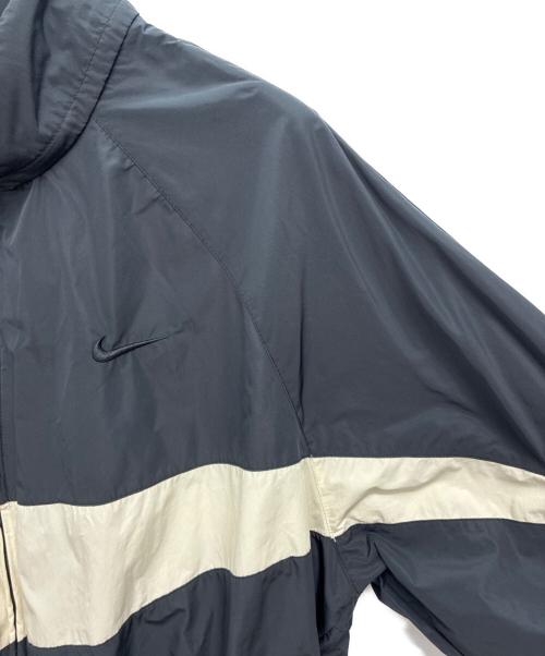 NIKE（ナイキ）NIKE (ナイキ) SWOOSH WOVEN JACKET ブラック×ホワイト サイズ:XLの古着・服飾アイテム