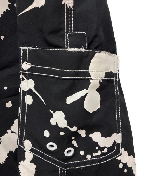 stussy（ステューシー）stussy (ステューシー) ペイントサーフパンツ ブラック×ホワイト サイズ:36の古着・服飾アイテム