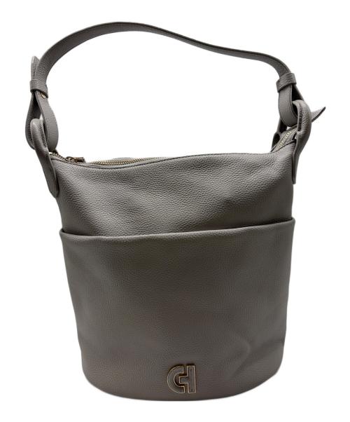 COLE HAAN（コールハーン）COLE HAAN (コールハーン) エッセンシャルソフトバケットバッグ ライトグレーの古着・服飾アイテム