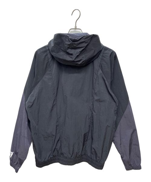 OAKLEY（オークリー）OAKLEY (オークリー) ENHANCE UB RIPSTOP WIND JACKET 12.7 グレー×ネイビー サイズ:JPN Lの古着・服飾アイテム