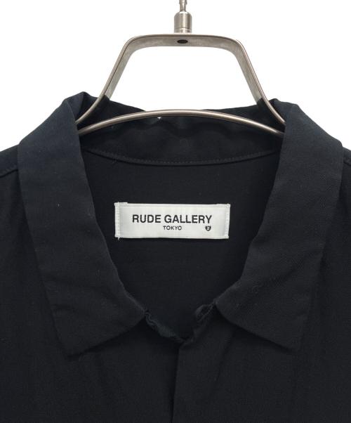 RUDE GALLERY（ルードギャラリー）RUDE GALLERY (ルードギャラリー) 15AW Who the Fuck is Rg Shirt ブラック サイズ:SIZE 2の古着・服飾アイテム