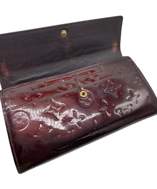 LOUIS VUITTON（ルイ ヴィトン）LOUIS VUITTON (ルイ ヴィトン) ヴェルニ ポルトフォイユ・サラ 長財布 ヴィオレットの古着・服飾アイテム