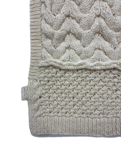 kha:ki（カーキ）kha:ki (カーキ) HAND KNIT CABLE VEST / ニットベスト アイボリー サイズ:SIZE 1の古着・服飾アイテム