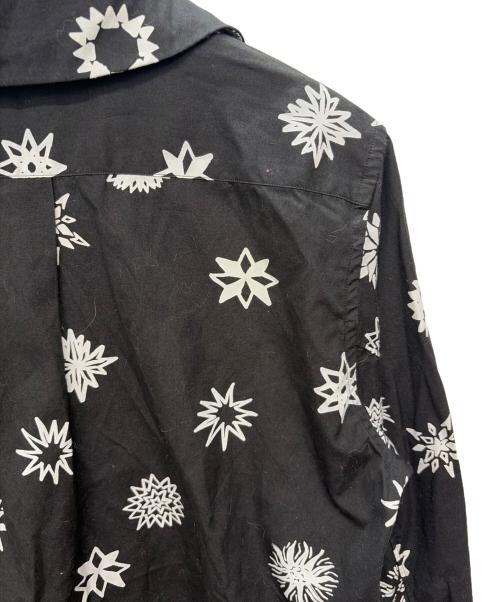BLACK COMME des GARCONS（ブラックコムデギャルソン）BLACK COMME des GARCONS (ブラックコムデギャルソン) AD2023 フリルシャツ ブラック×ホワイト サイズ:Sの古着・服飾アイテム