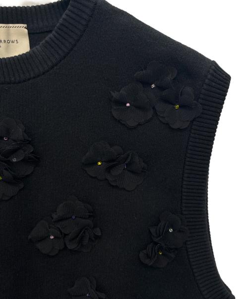 UNITED ARROWS（ユナイテッドアローズ）UNITED ARROWS (ユナイテッドアローズ) 3D フラワーモチーフ ノースリーブ ニットベスト ブラック サイズ:SIZE Freeの古着・服飾アイテム