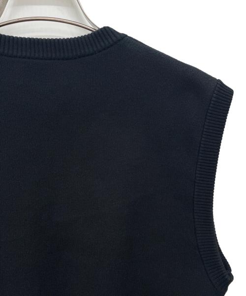 UNITED ARROWS（ユナイテッドアローズ）UNITED ARROWS (ユナイテッドアローズ) 3D フラワーモチーフ ノースリーブ ニットベスト ブラック サイズ:SIZE Freeの古着・服飾アイテム
