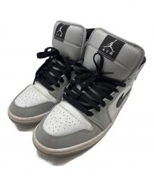 NIKE（ナイキ）の古着「Air Jordan 1 Mid "Light Smoke Grey/White/Black"」｜ホワイト×グレー