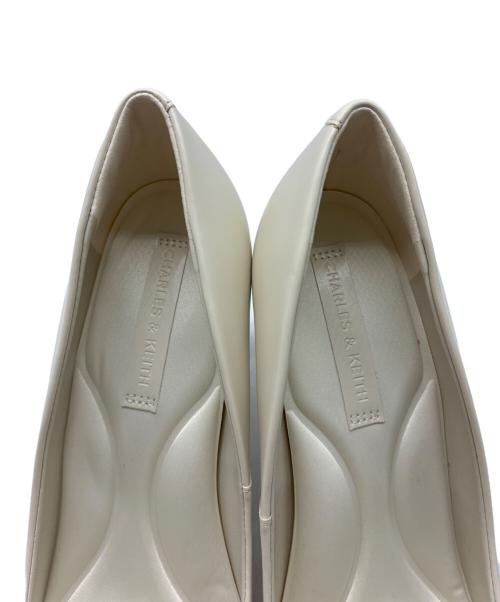 CHARLES & KEITH（チャールズアンドキース）CHARLES & KEITH (チャールズアンドキース) ハイヒールパンプス ベージュ サイズ:38の古着・服飾アイテム