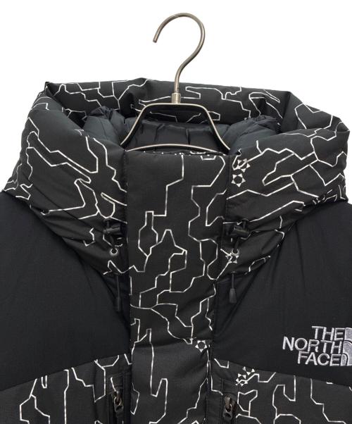 THE NORTH FACE（ザ ノース フェイス）THE NORTH FACE (ザ ノース フェイス) Novelty Baltro Light Jacket / ノベルティーバルトロライトジャケット /ブラックツリーバーク ブラック×ホワイト サイズ:Lの古着・服飾アイテム