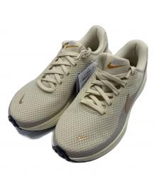 NIKE（ナイキ）の古着「レボリューション 8 ランニングシューズ」｜イエロー