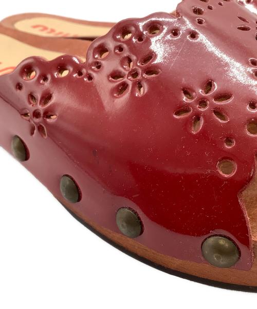 MIU MIU（ミュウミュウ）MIU MIU (ミュウミュウ) ウッドソールサンダル レッド サイズ:SIZE 36の古着・服飾アイテム
