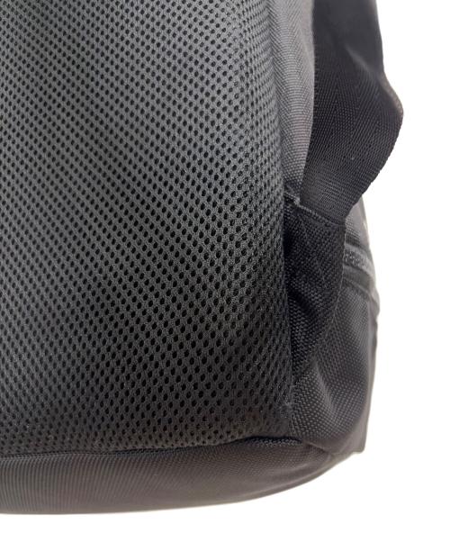 New Era（ニューエラ）New Era (ニューエラ) ボックスパック32L プリントロゴアウトライン ブラックの古着・服飾アイテム
