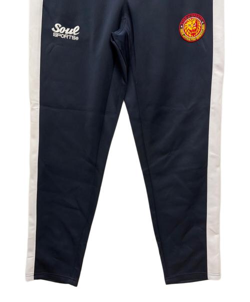 soul sports（ソウルスポーツ）soul sports (ソウルスポーツ) 新日本プロレス ジャージセットアップ ネイビー×レッド サイズ:3L 未使用品の古着・服飾アイテム