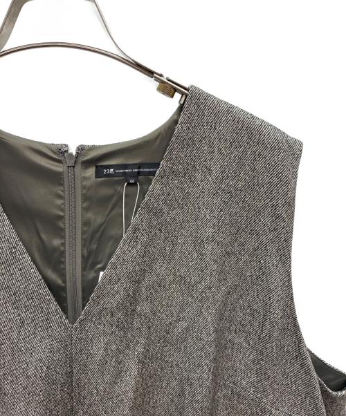 23区（ニジュウサンク）23区 (ニジュウサンク) ノースリーブワンピース グレー サイズ:SIZE 46の古着・服飾アイテム