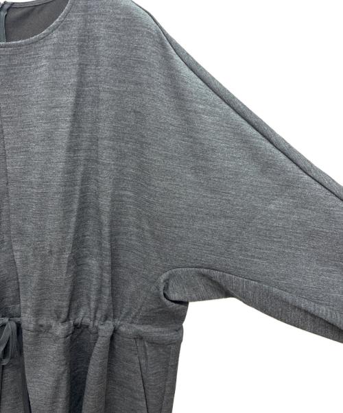 自由区（ジユウク）自由区 (ジユウク) TWダンボールジャージ ワンピース グレー サイズ:SIZE 46の古着・服飾アイテム