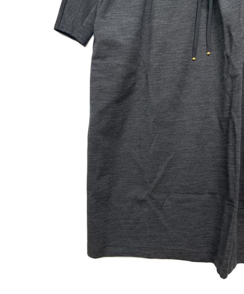 自由区（ジユウク）自由区 (ジユウク) TWダンボールジャージ ワンピース グレー サイズ:SIZE 46の古着・服飾アイテム