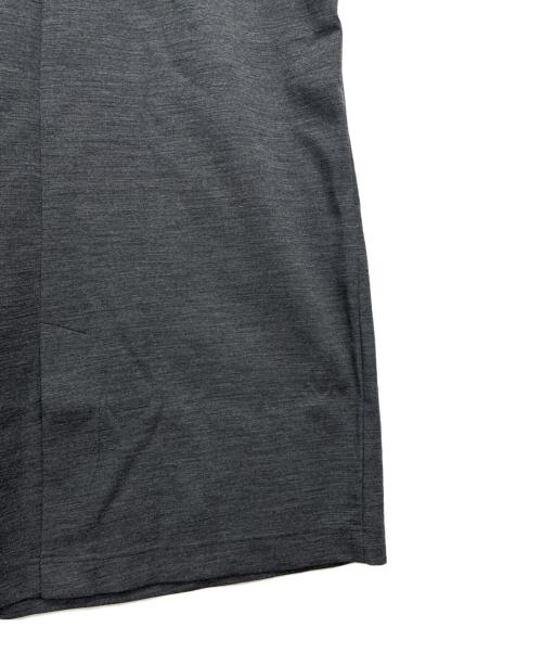 自由区（ジユウク）自由区 (ジユウク) TWダンボールジャージ ワンピース グレー サイズ:SIZE 46の古着・服飾アイテム