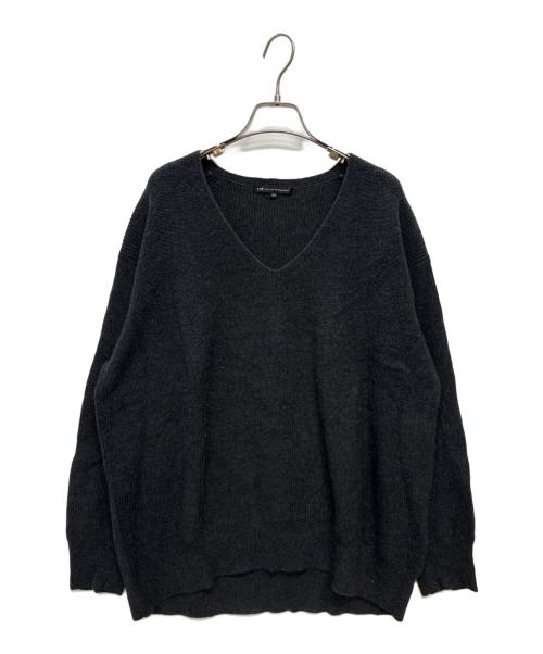 23区（ニジュウサンク）23区 (ニジュウサンク) リブ編みVネックニット チャコールグレー サイズ:SIZE 46の古着・服飾アイテム