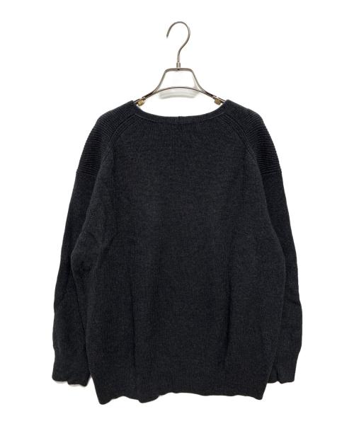 23区（ニジュウサンク）23区 (ニジュウサンク) リブ編みVネックニット チャコールグレー サイズ:SIZE 46の古着・服飾アイテム
