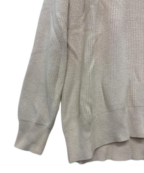 23区（ニジュウサンク）23区 (ニジュウサンク) リブ編みVネックニット ベージュ サイズ:SIZE 44の古着・服飾アイテム