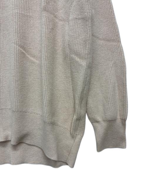 23区（ニジュウサンク）23区 (ニジュウサンク) リブ編みVネックニット ベージュ サイズ:SIZE 44の古着・服飾アイテム