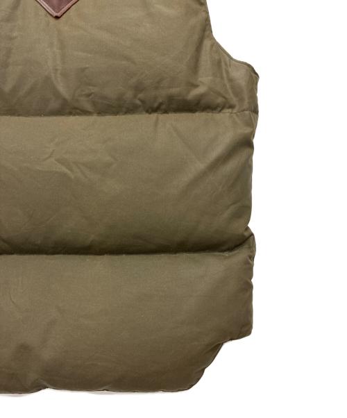 RockyMountainFeatherBed（ロッキーマウンテンフェザーベッド）RockyMountainFeatherBed BEAUTY&YOUTH UNITED ARROWS オイルドコットン CHRISTY ダウンベスト グリーン×ブラウン サイズ:SIZE 40の古着・服飾アイテム