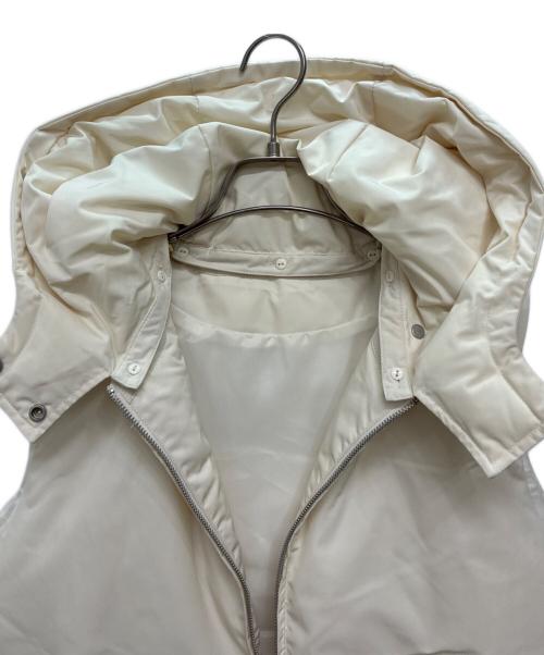 Aga（アーガ）Aga (アーガ) ダウンベスト アイボリー サイズ:38の古着・服飾アイテム
