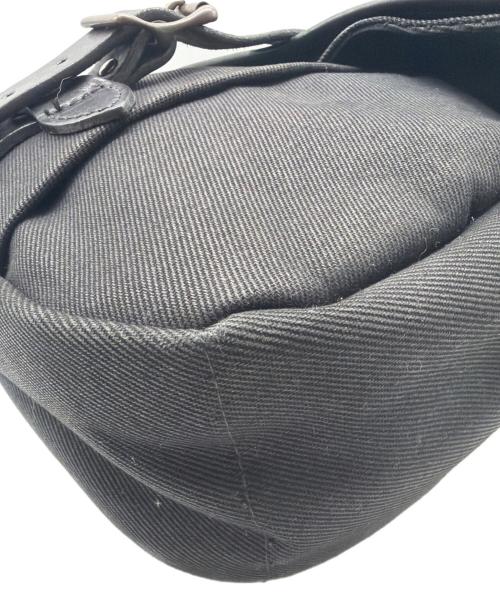 FILSON（フィルソン）FILSON (フィルソン) USA製 SMALL FIELD BAG ブラックの古着・服飾アイテム
