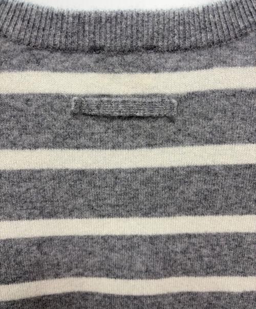 23区（ニジュウサンク）23区 (ニジュウサンク) カシミヤニット グレー×ホワイト サイズ:SIZE 46の古着・服飾アイテム