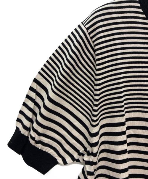 23区（ニジュウサンク）23区 (ニジュウサンク) 半袖ニット ブラック×ホワイト サイズ:48の古着・服飾アイテム