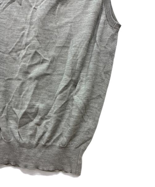 Cruciani（クルチアーニ）CRUCIANI (クルチアーニ) ウールニットベスト ライトグレー サイズ:SIZE 44の古着・服飾アイテム