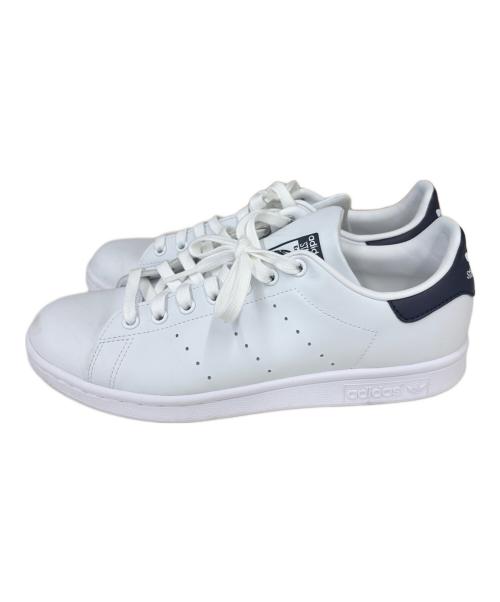 adidas（アディダス）adidas (アディダス) スニーカー ホワイト サイズ:26.5の古着・服飾アイテム