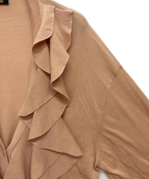 DRAWER（ドゥロワー）Drawer (ドゥロワー) 18GコットンVネックフリルカーディガン ベージュ サイズ:不明の古着・服飾アイテム