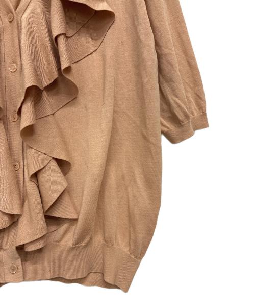 DRAWER（ドゥロワー）Drawer (ドゥロワー) 18GコットンVネックフリルカーディガン ベージュ サイズ:不明の古着・服飾アイテム