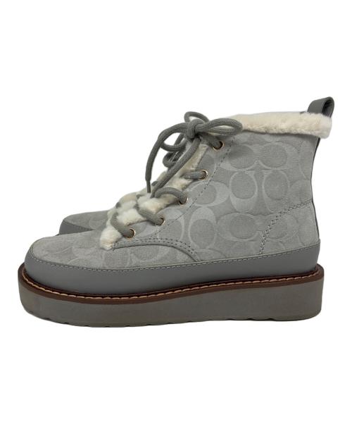 COACH（コーチ）COACH (コーチ) IMANI SUEDE BOOT シグネチャー ムートン レースアップブーツ グレー サイズ:EUR 35.5の古着・服飾アイテム