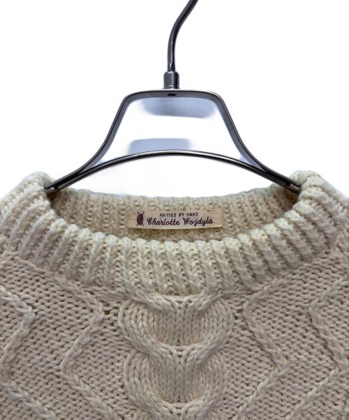 古着（フルギ）古着 (フルギ) KNITTED BY HAND Charlotte Wojdyla ケーブルニット ベージュ サイズ:不明の古着・服飾アイテム