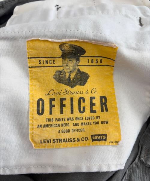 LEVI'S（リーバイス）LEVI'S (リーバイス) OFICER ハーフパンツ グレー サイズ:W30の古着・服飾アイテム