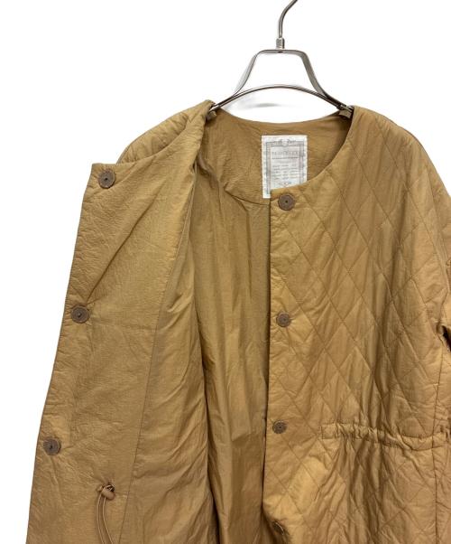 BEARDSLEY（ビアズリー）BEARDSLEY (ビアズリー) バルーン袖キルトコート ブラウン サイズ:SIZE Freeの古着・服飾アイテム
