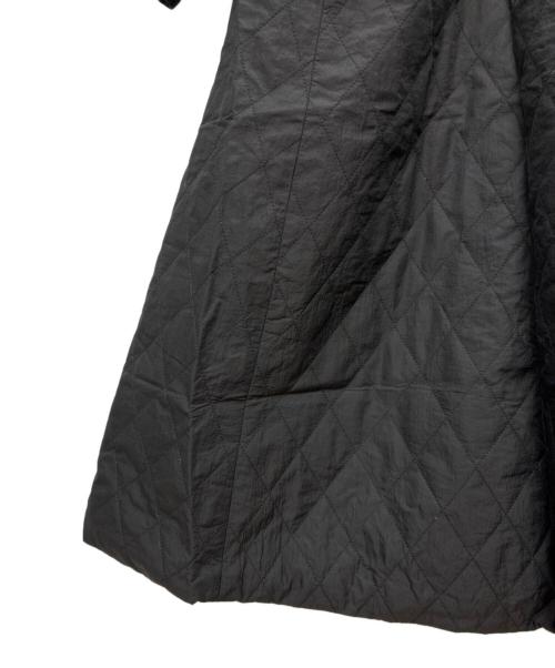 BEARDSLEY（ビアズリー）BEARDSLEY (ビアズリー) 袖バルーンキルトコート ブラック サイズ:SIZE Freeの古着・服飾アイテム