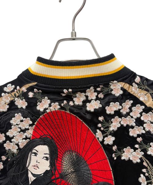 抜刀娘（バットウムスメ）抜刀娘 (バットウムスメ) リバーシブルスカジャン ブラック サイズ:Lの古着・服飾アイテム