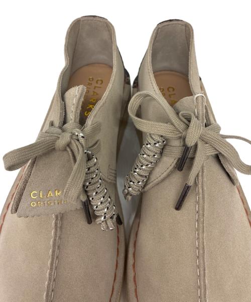 CLARKS（クラークス）CLARKS (クラークス) Desert Trek Sand Suede デザートトレック ベージュ サイズ:US9M/EU42/265CNの古着・服飾アイテム