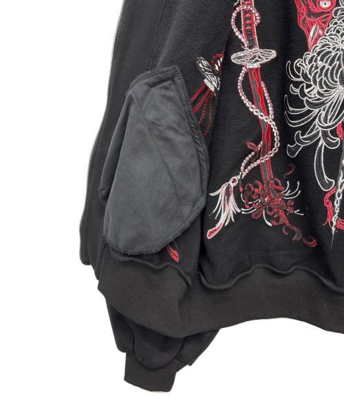BACKSTAGEPASS（バックステージパス）BACKSTAGEPASS (バックステージパス) 和モダン般若×日本刀刺繍ジップパーカー ブラック サイズ:SIZE Freeの古着・服飾アイテム