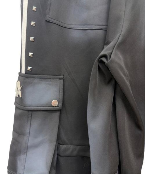 REFLEM（レフレム）REFLEM (レフレム) 2WAYスプレー加工スタッズラインジャージパンツ ブラック サイズ:Fの古着・服飾アイテム